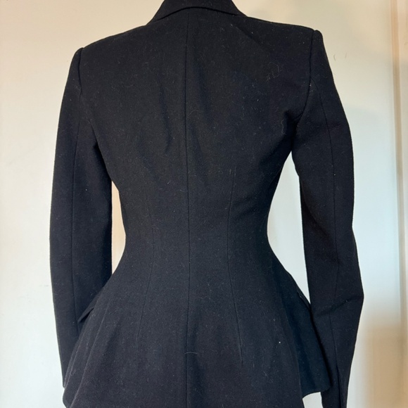 PRADA Woman Black Wool jacket Made in Italy. Size 38 (US Size 4) - Picture 2 of 9